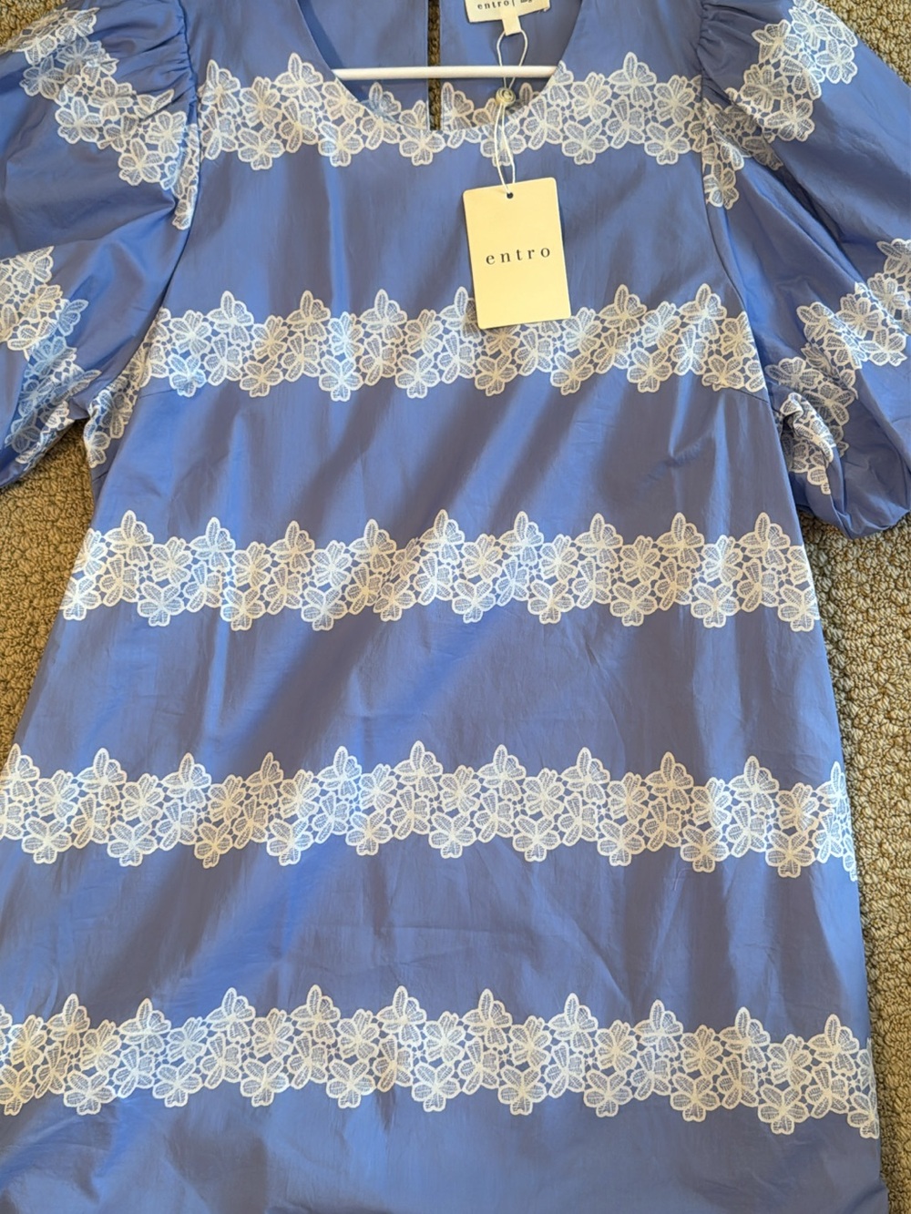 entro Periwinkle Puff-Sleeve Tunic with White Lace Trim